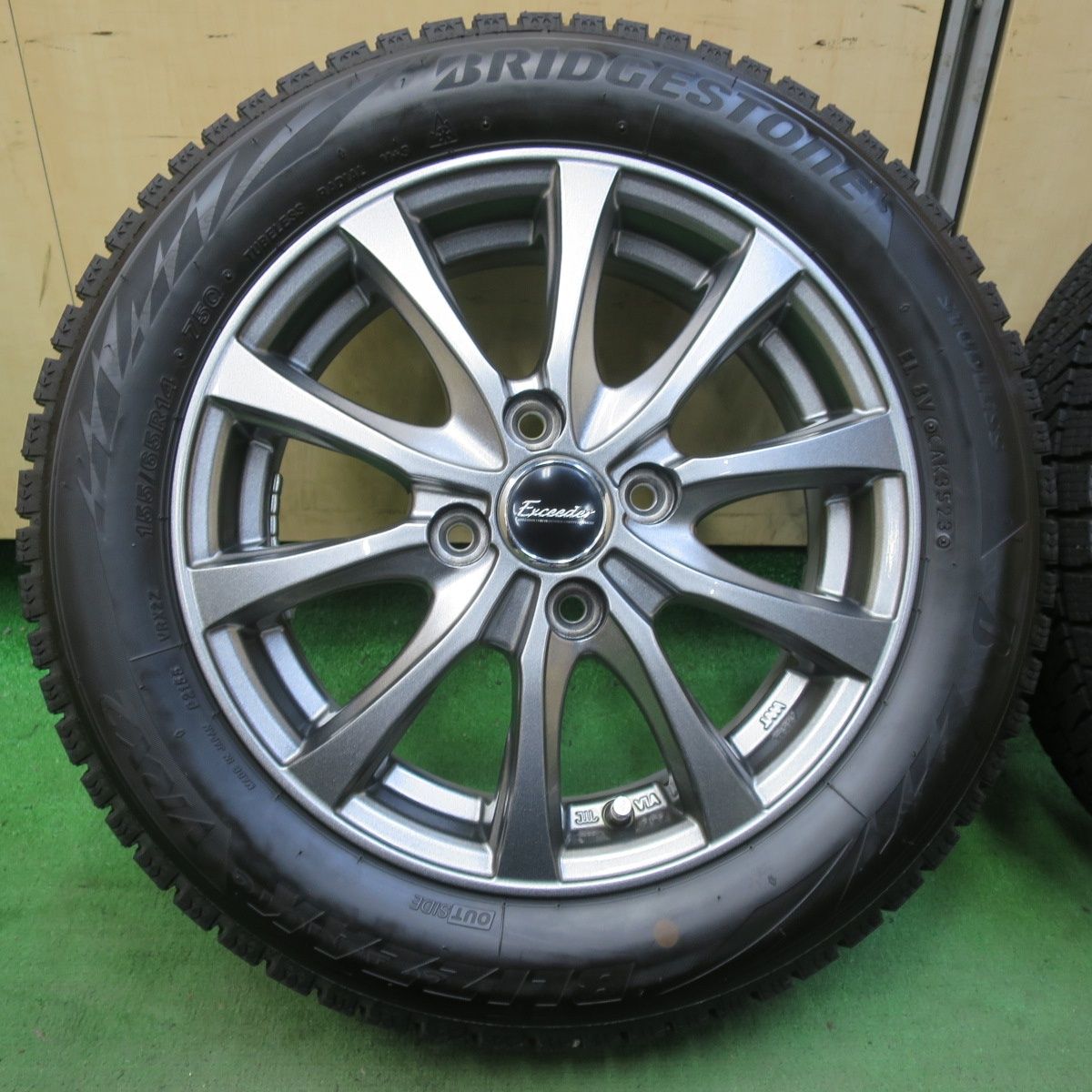 超バリ溝☆Yokohama Ice Guard IG60 205/65R15(2017)☆超バリ溝 【公式