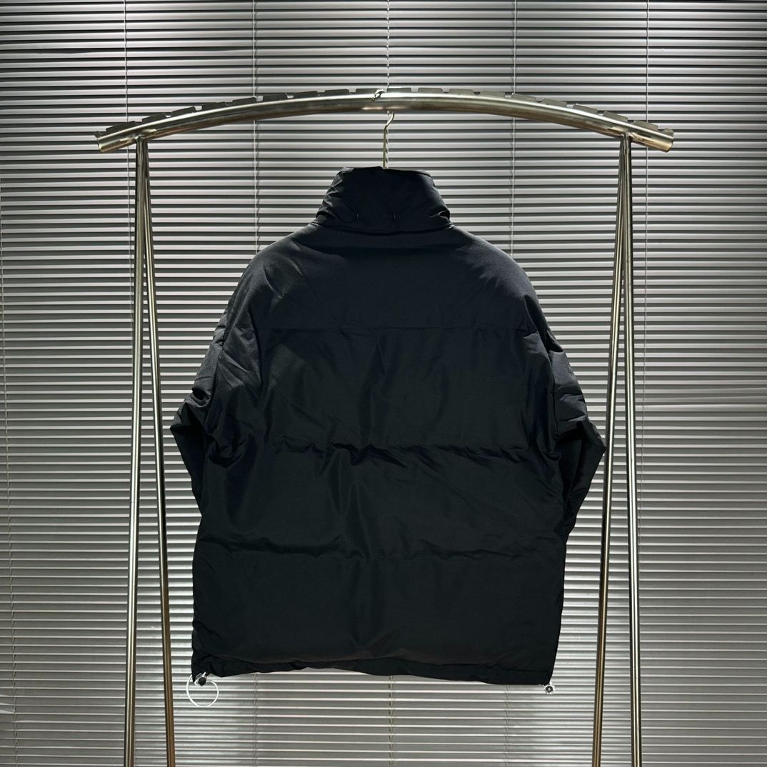 新品未使用 Stone Island ストーンアイランド 新作ナイロンジッパー  