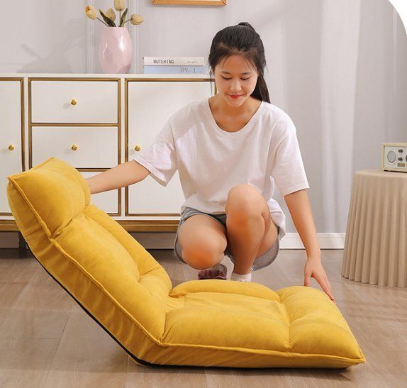 ソファー畳ベッドの上に背もたれを折り畳む椅子 2024 ソファー畳ベッド