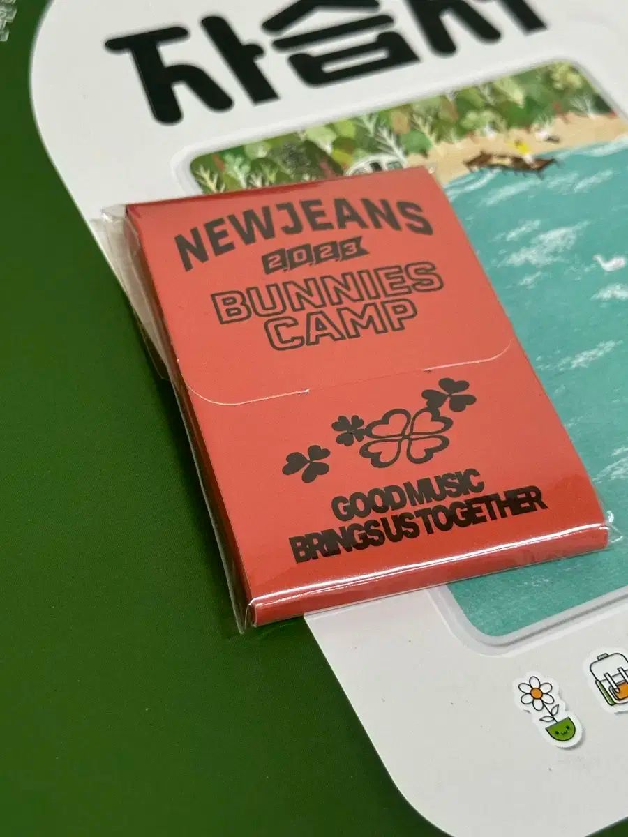 【雷市場（ポンジャン）商品韓国直送】 NewJeans(ニュージーンズ・ニュジ) 2023 BUNNIES CAMP トレカ