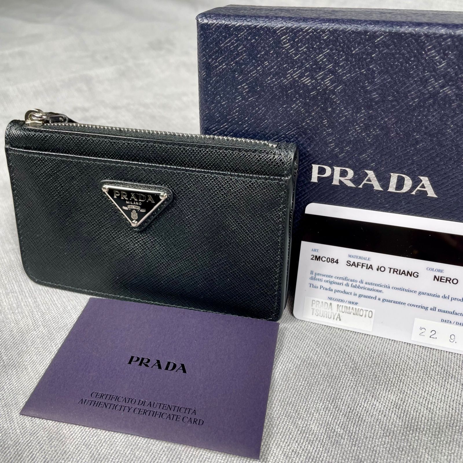 極美品】PRADA プラダ サフィアーノトライアングル カードケース