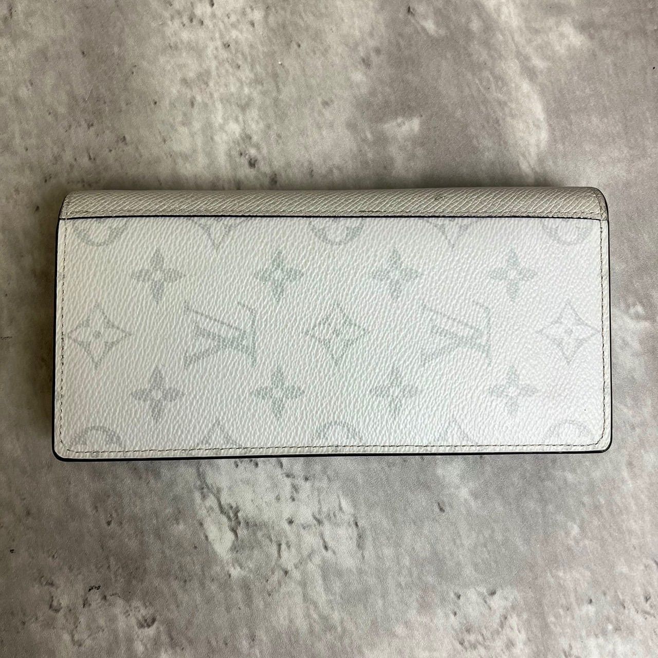 ✨良品✨ LOUISVUITTON ルイヴィトン 長財布 二つ折り財布 ポルトフォイユ ブラザNM タイガラマ モノグラム ICチップ ロゴ型押し  シルバー金具 ウォレット カードケース 定期入れ 小銭入れ レザー メンズ ホワイト 白色 - メルカリ