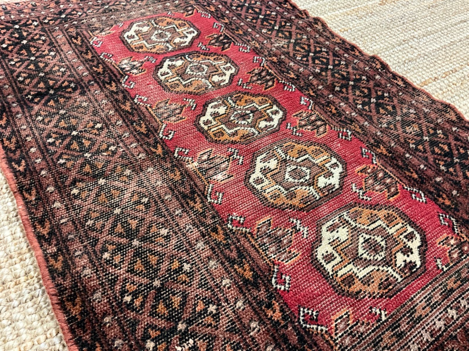 62cmx96cm 手織り絨毯　パキスタン絨毯　ヴィンテージ ラグ 62cmx96cm 手織り絨毯 パキスタン絨毯 ヴィンテージ ラグ 62cmx96cm