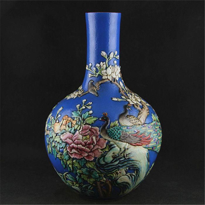 清乾隆帝浮彫藍釉粉彩花鳥天球瓶 景徳鎮 陶磁器 装飾品 現代工芸品 美術品 置物 清乾隆帝浮彫藍釉粉彩花鳥天球瓶 景徳鎮 陶磁器 装飾品 現代工芸