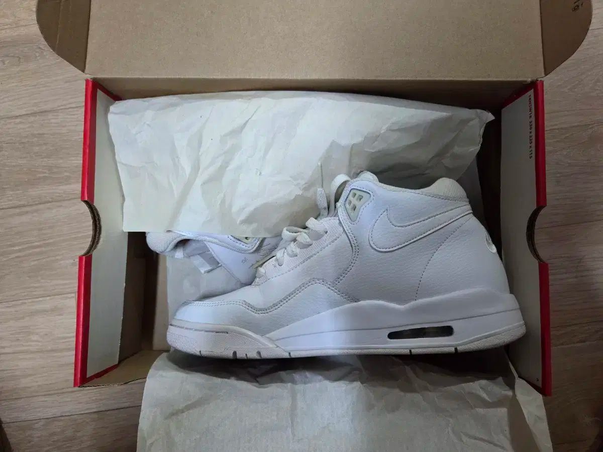  NIKE ナイキ エア フライト オール 白 その他 靴