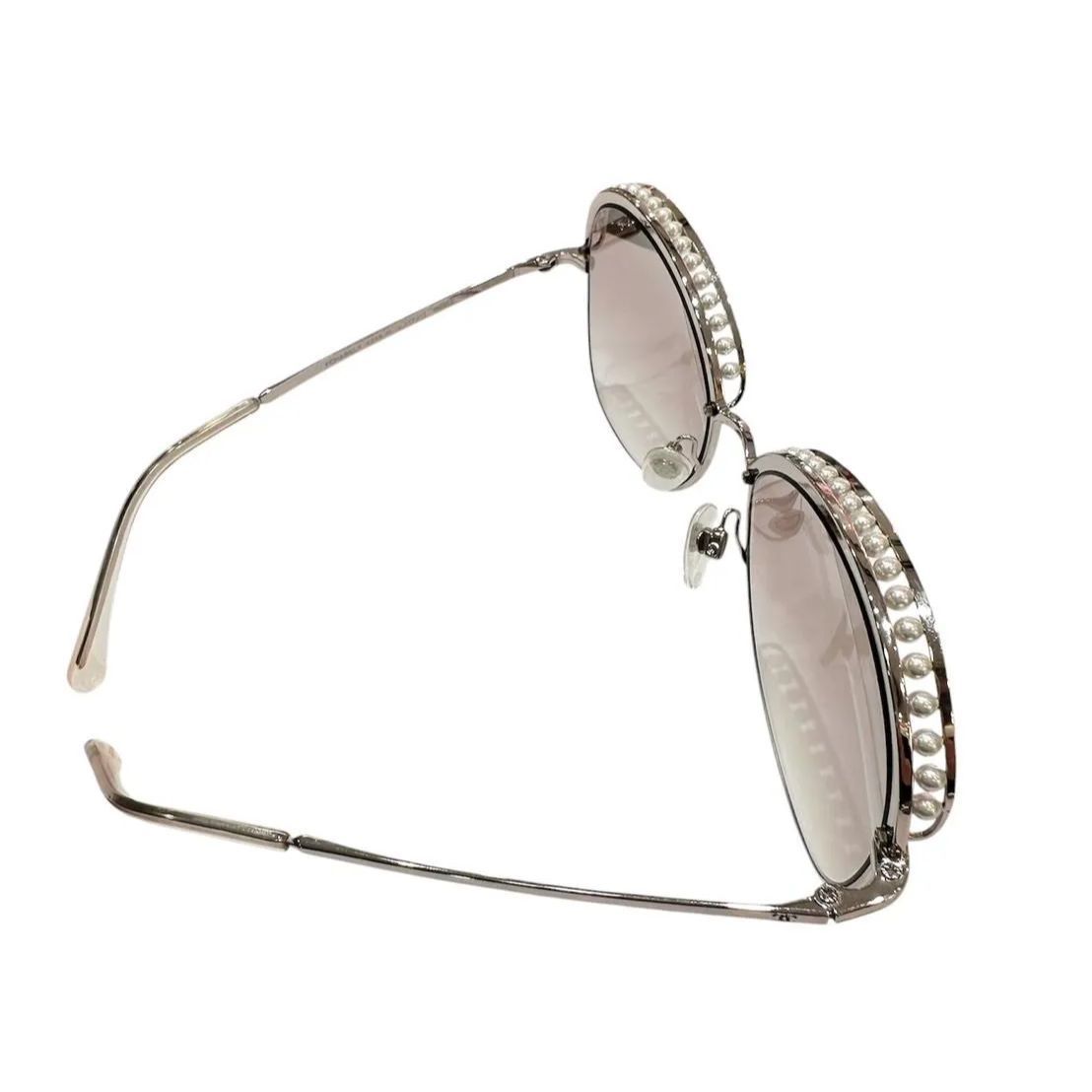 中古美品】CHANEL シャネル フェイクパール 4246-H スクエア 中古美品】CHANEL シャネル フェイクパール 4246-H スクエア