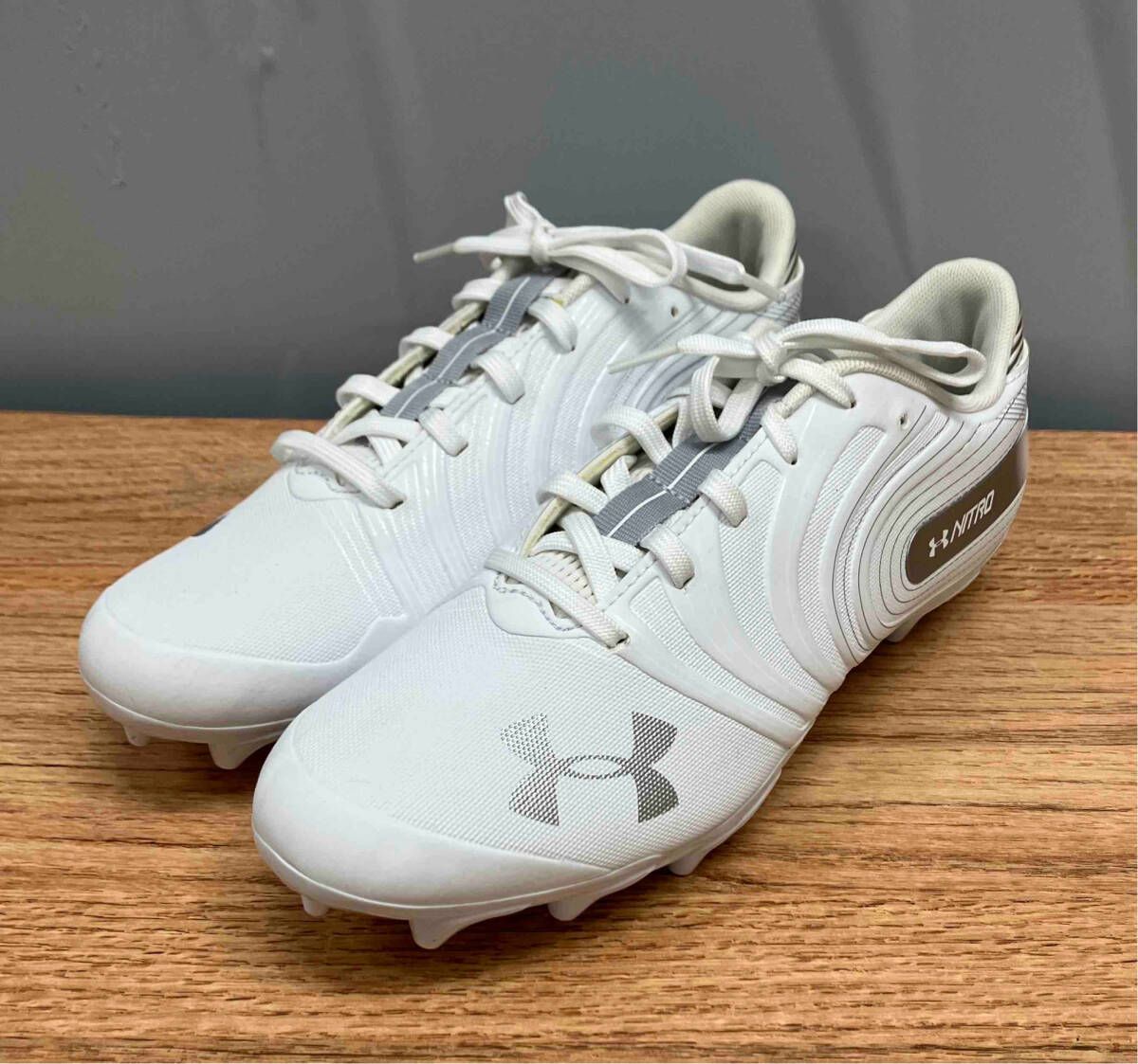 大量入荷 ☆ 【UNDER ARMOUR】アンダーアーマー アメフト用スパイク 26.5 スパイク