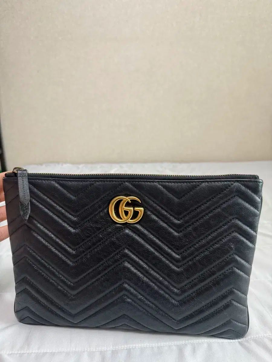 正規品 GUCCI グッチ マーモント クラッチ