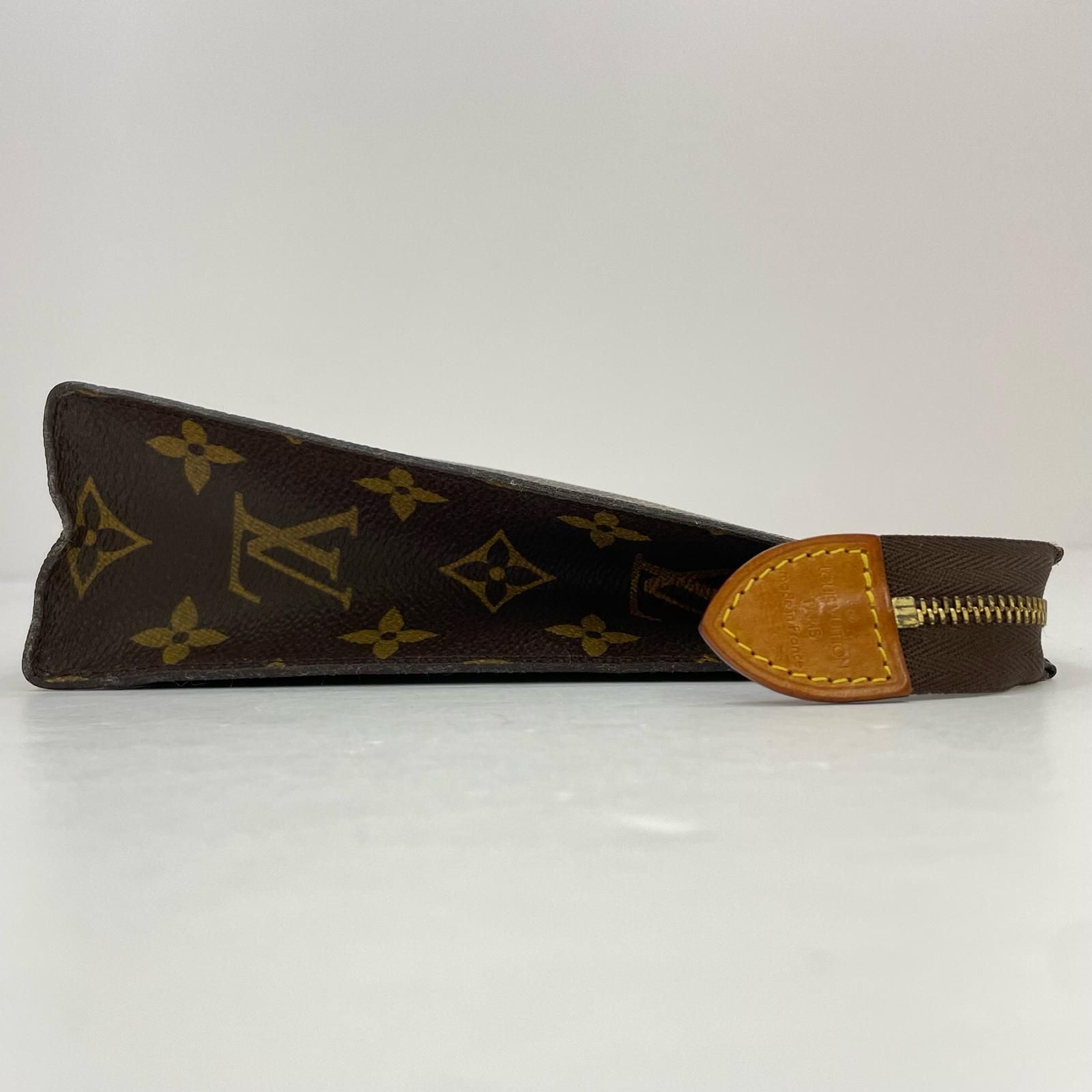 クラッチバッグ