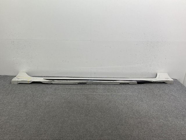 プリウス ZVW50/ZVW51/ZVW55 純正 右 サイドステップ/サイドスカート
