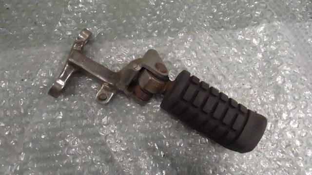 レブル250　MC13-1401xxx　の　ステップ　右　傷:#1738634076
