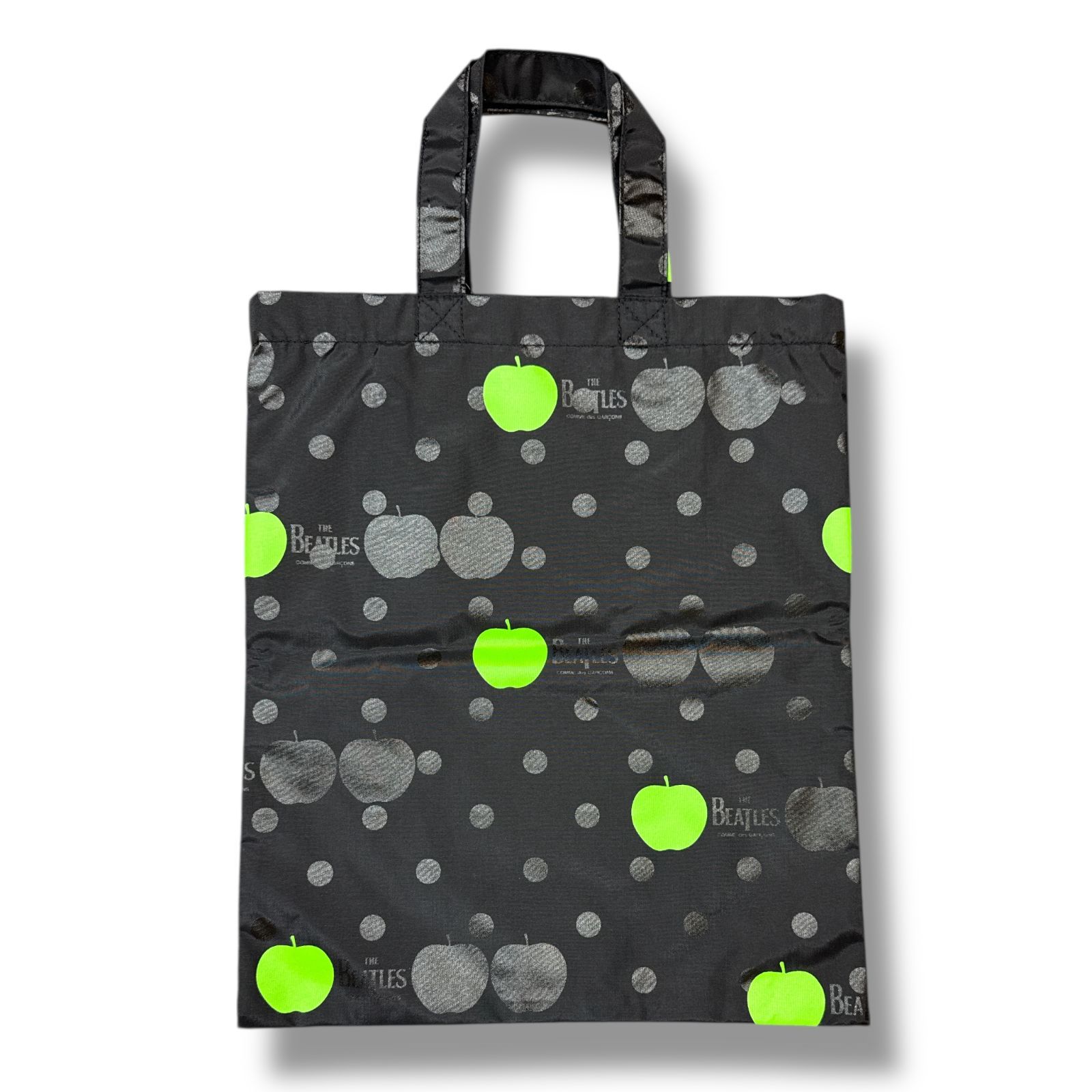 COMME des GARCONS × the Beatles ハンドバッグ ザ・ビートルズ・コム デ ギャルソン「アップル柄」バッグに