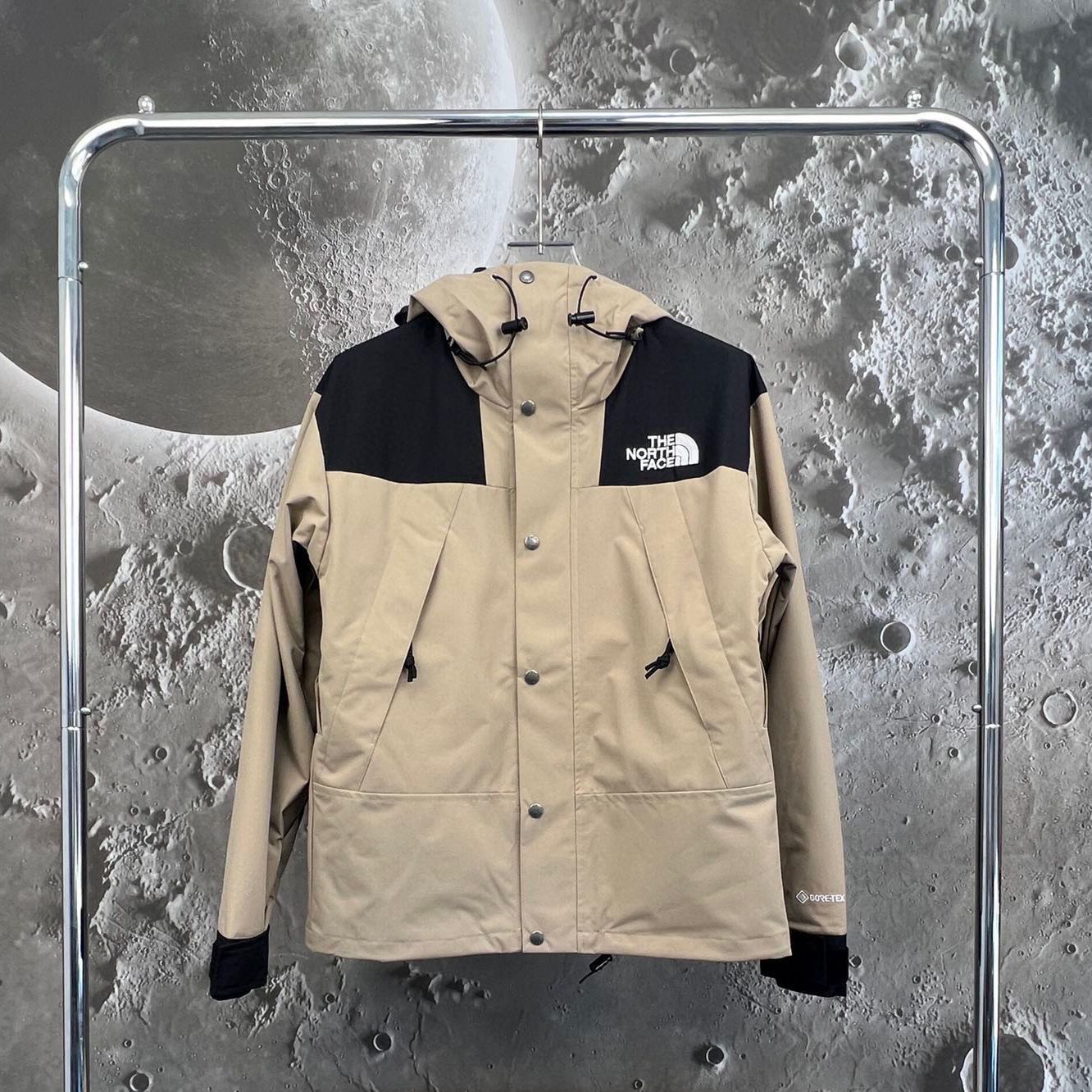 未使用 THE NORTH FACE Mountain Jacket アウター