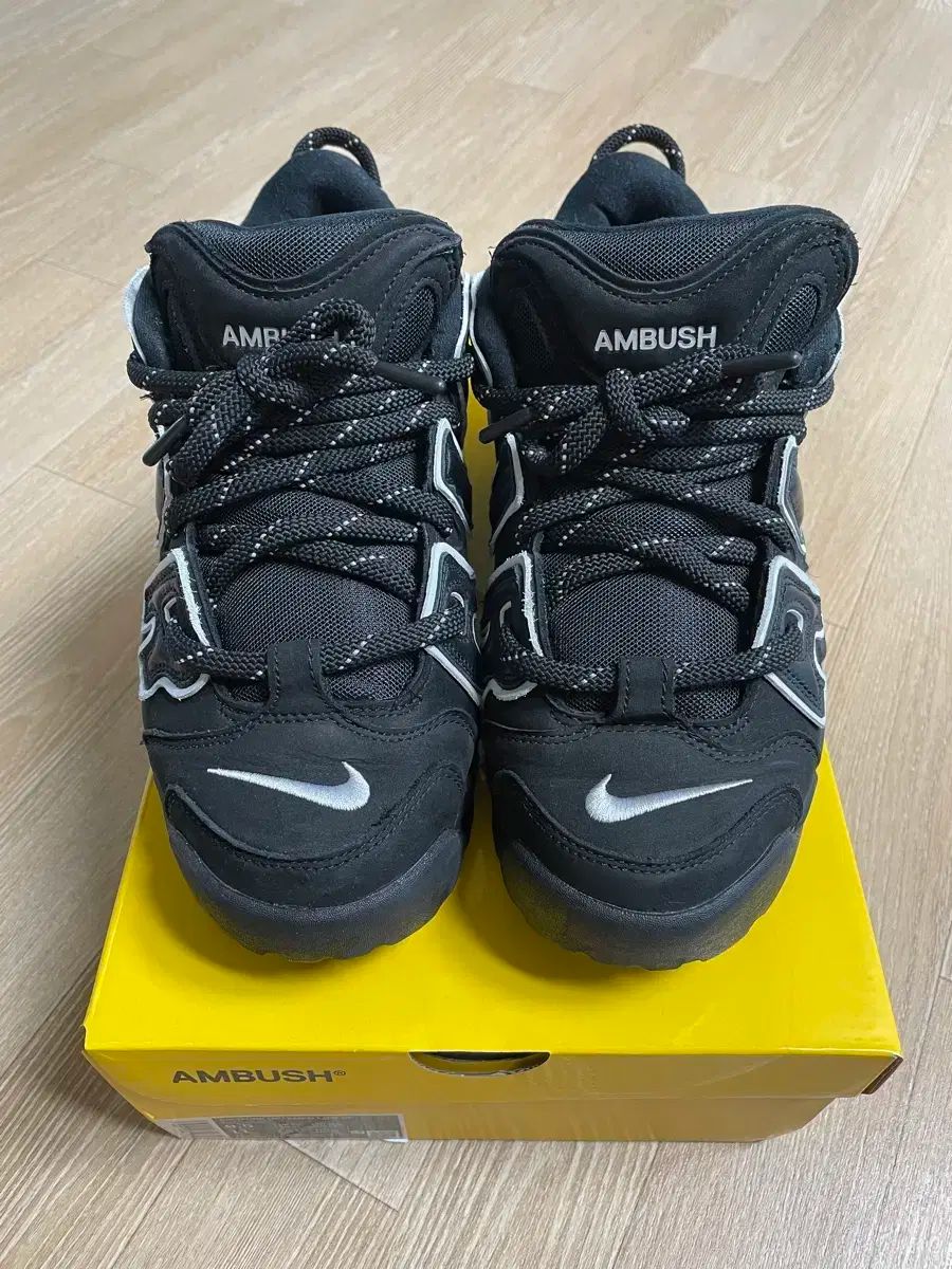 NIKEスニーカー NIKE(ナイキ) アンブッシュ エアモア アップテンポ 275