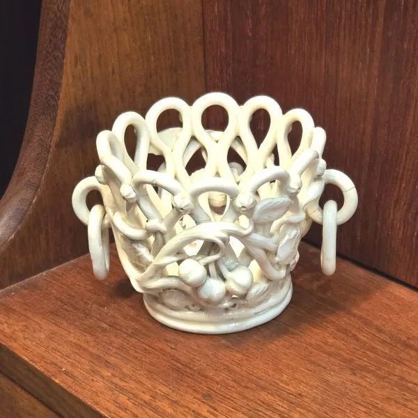 中国美術 古玩 粉彩花卉紋樣皿 中国美術 古玩 粉彩花卉紋樣皿