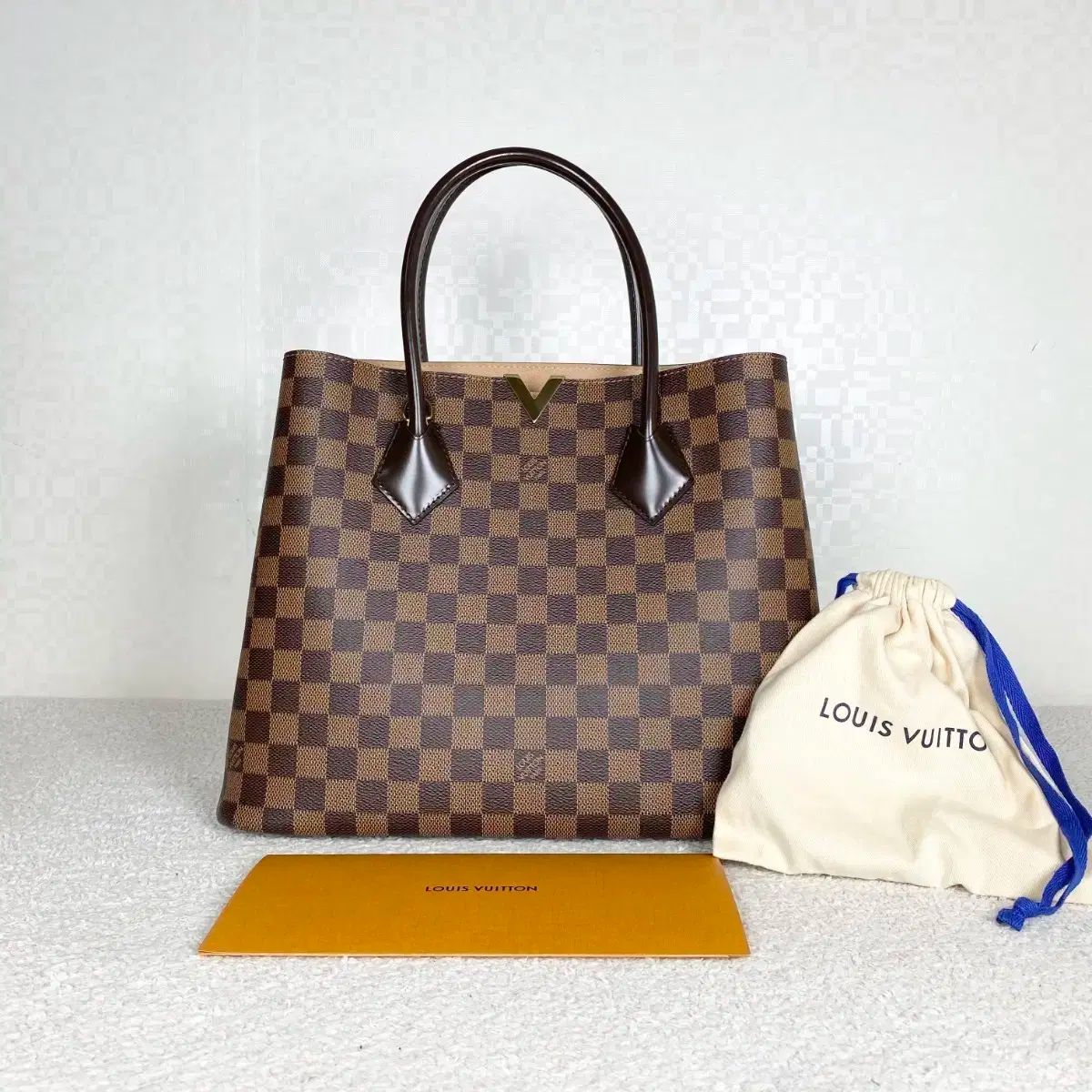 ルイヴィトン ケン<0xE9><0xBE><0x8D>寺 堅 トートバッグ