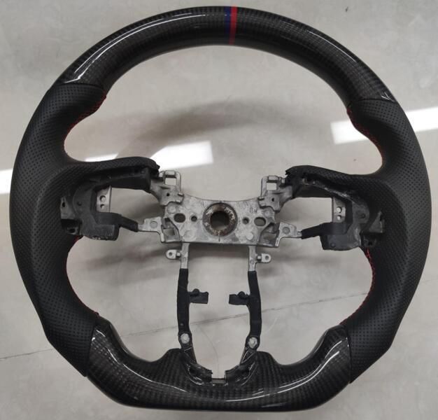 ホンダ フィットGK3|GK4|GK5|GK6 ヴェゼル ハンドル カーボン ブラックカーボン ステアリング 1個