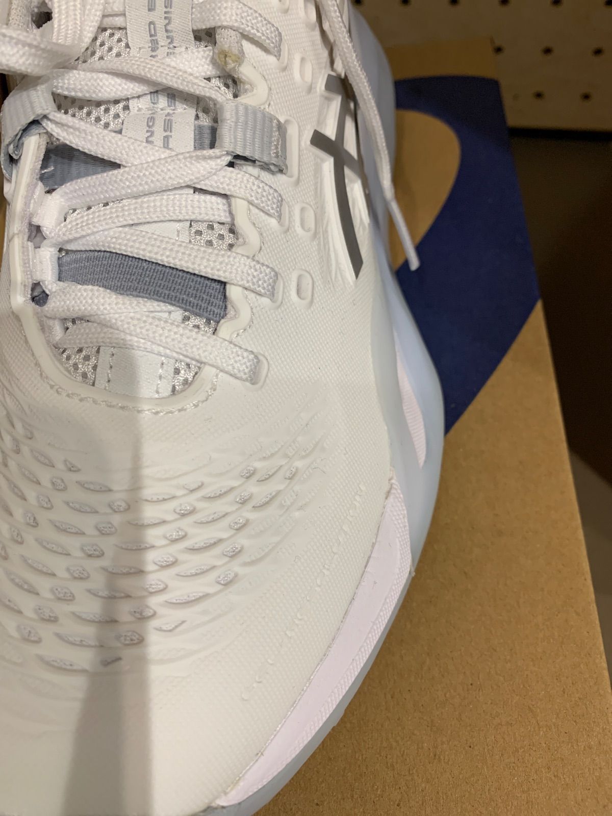 アシックスレディーステニスシューズ白