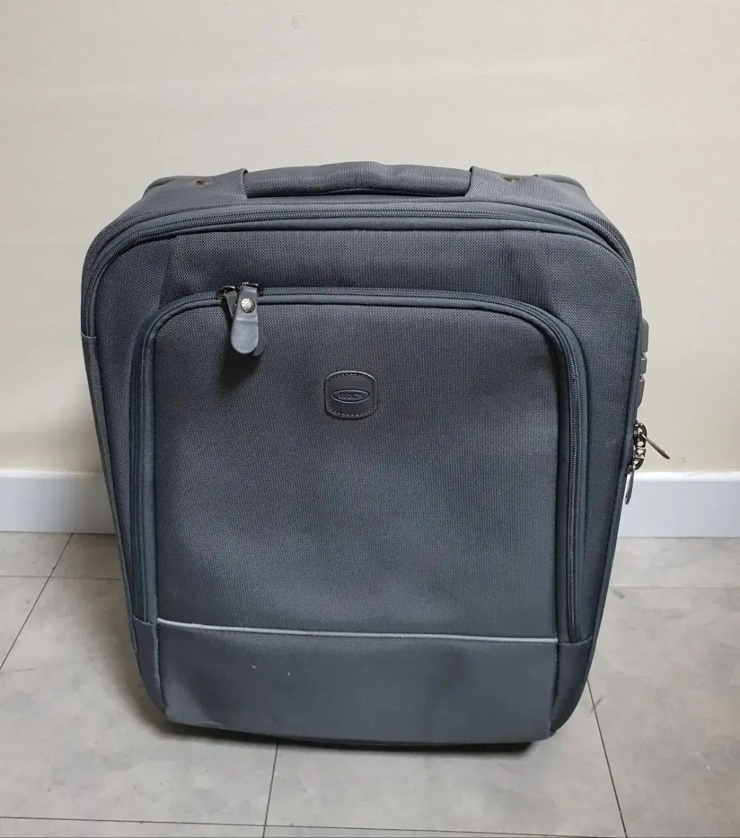 BRIC S ブリックス プレミアムキャリア 20 インチ 機内持ち込みサイズ