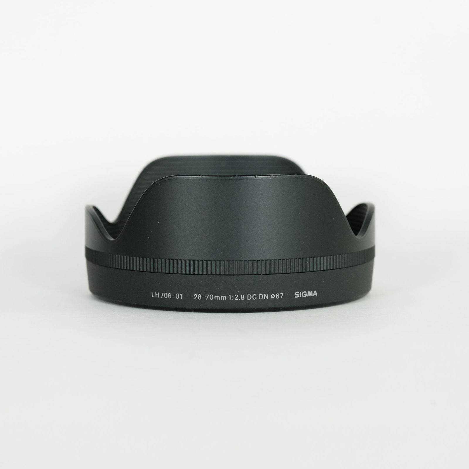 28-70mm F2.8