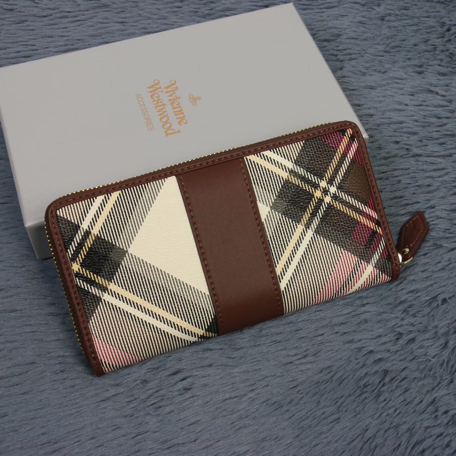 新品 ヴィヴィアンウエストウッド 財布 チェック柄 Vivienne