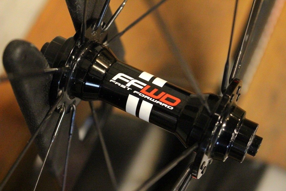 FFWD F6R カーボンチューブラーホイール シマノ10s 美品 ファストフォワード FFWD F6R カーボン チューブラー ホイール