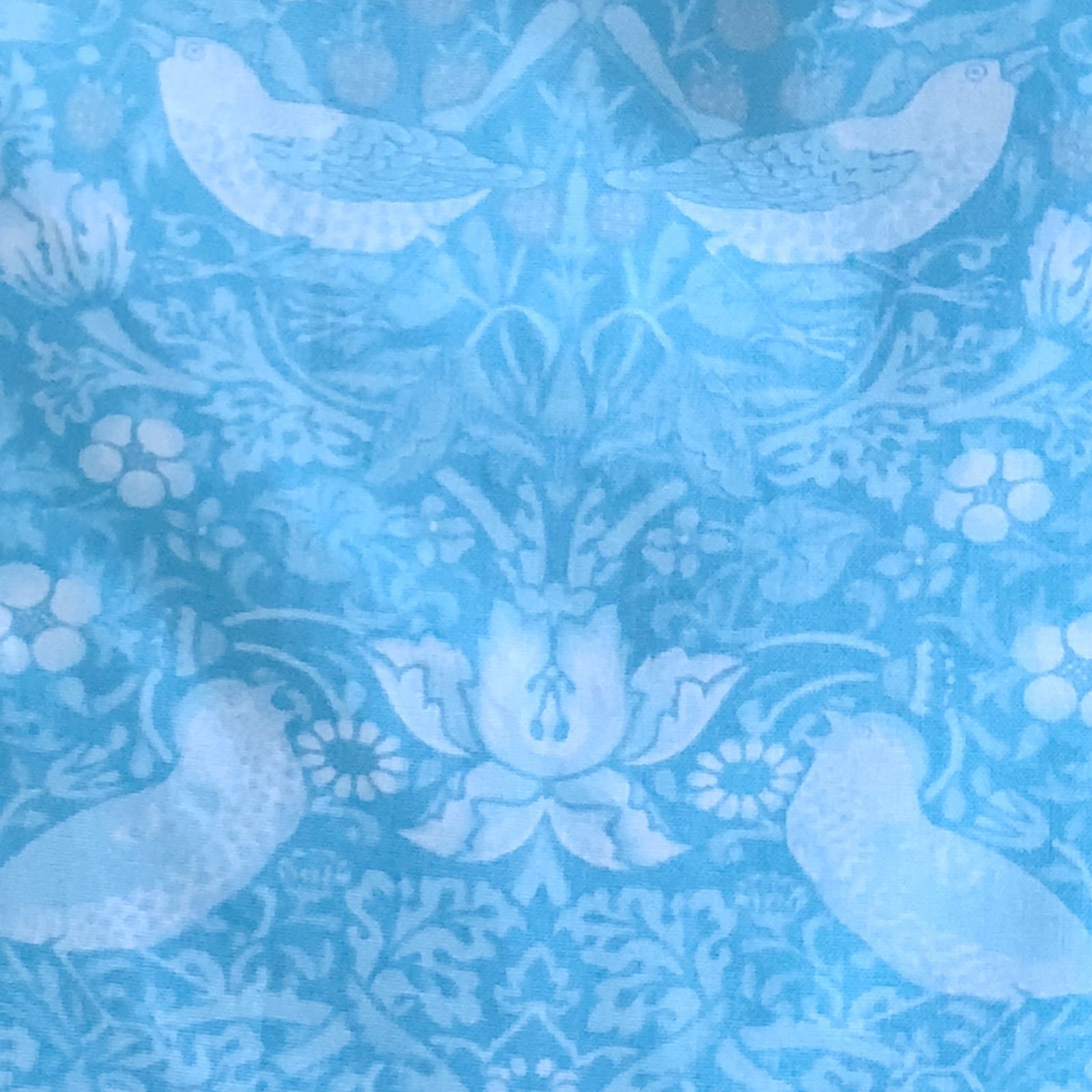 メルカリshops 数寄屋袋 いちご泥棒strawberrytheifパステルブルー