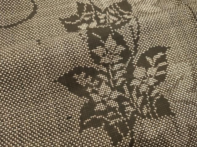 平和屋着物○本場大島紬 7マルキ 古代染色純泥染 草葉文 平政夫作