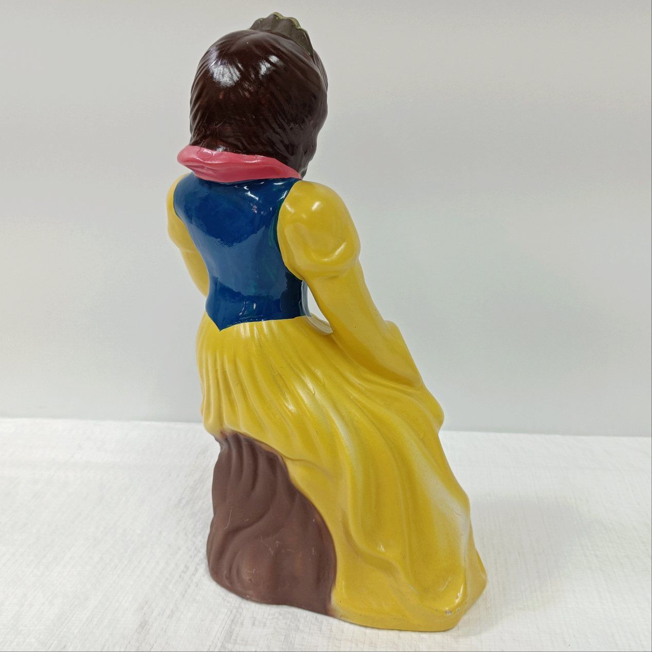 ガーデンオブジェ 古い 陶器製 ディズニー 白雪姫／七人の小人 置物 品 