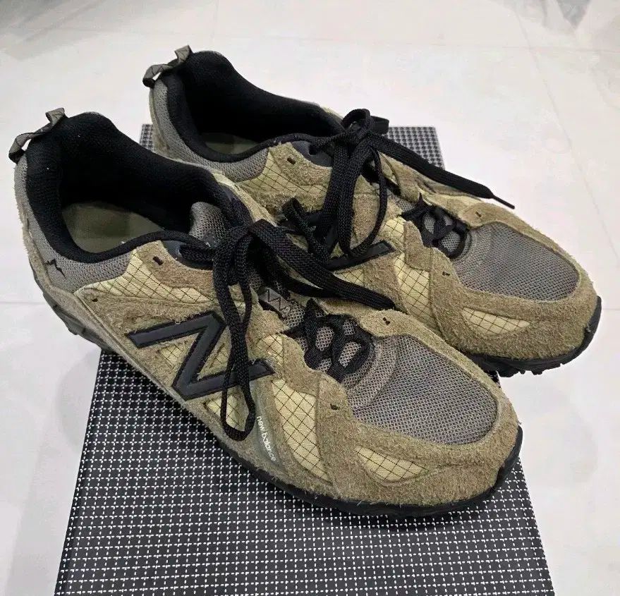 New Balance ニューバランス 610 ケール 290