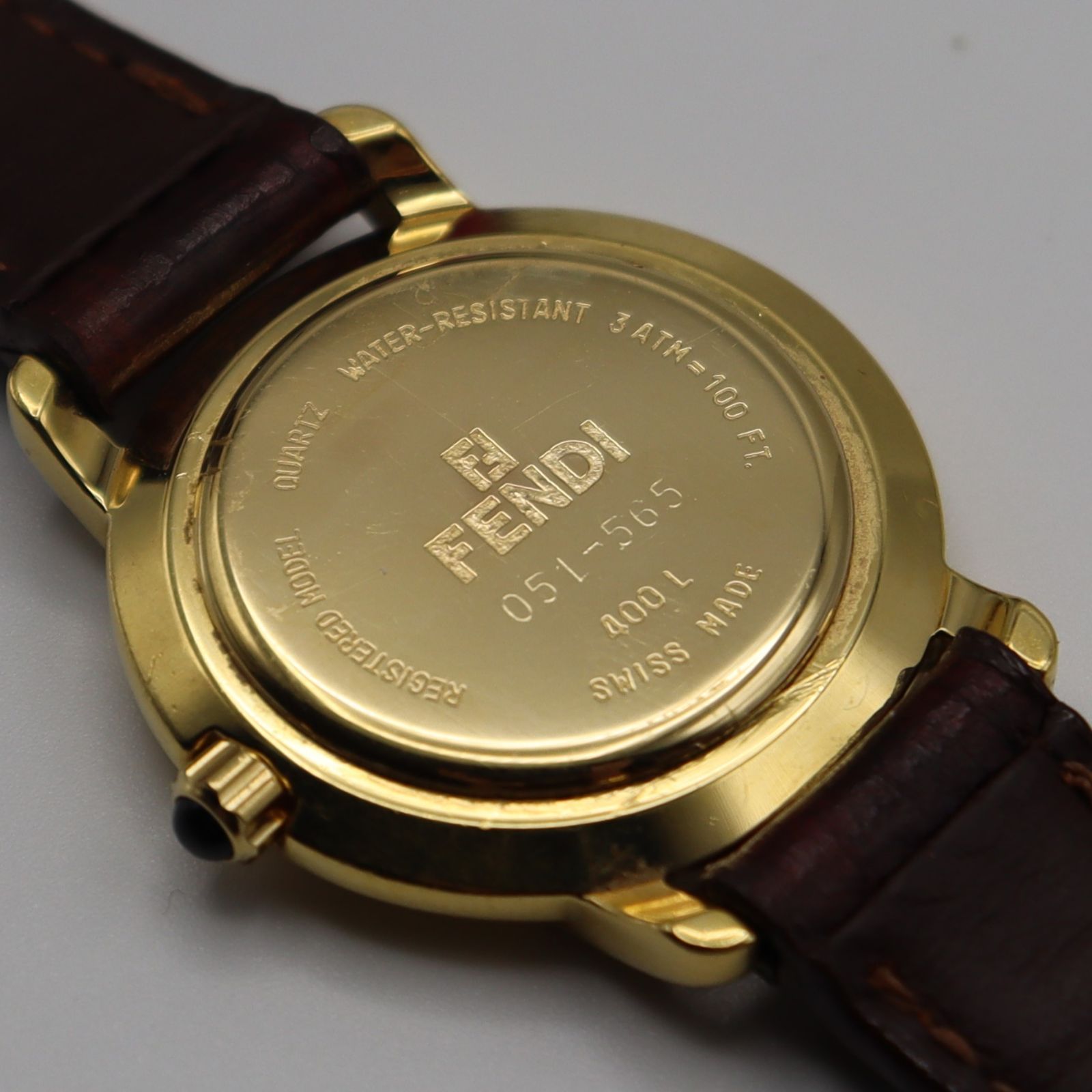 フェンディ FENDI 400L クォーツ ローマンインデックス ホワイトダイヤル ゴールドカラー スイス製 ヴィンテージ レディース腕時計