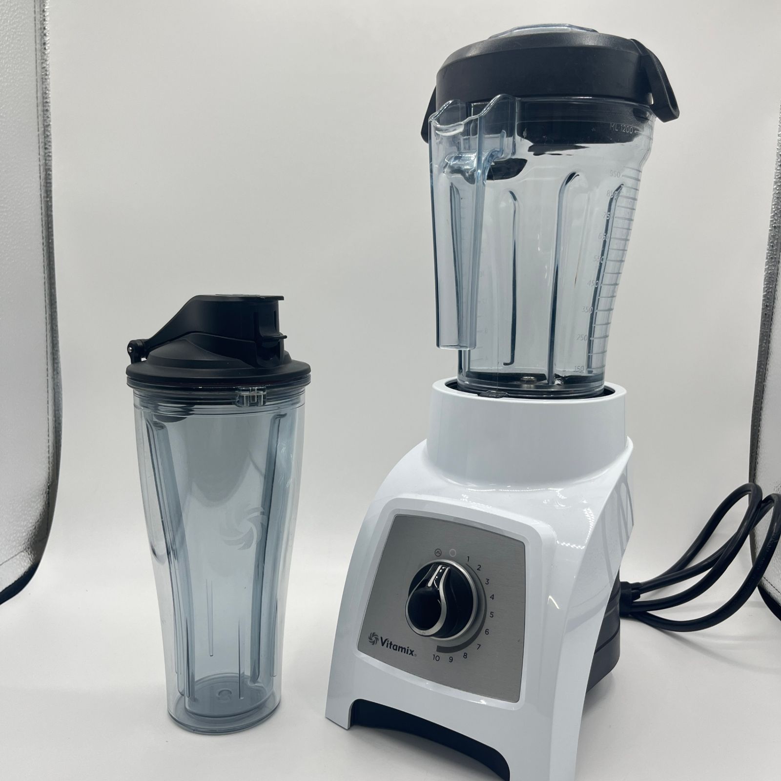 Vitamix S30 ブレンダー ホワイト【美品】 未使用品】Vitamix S30 ホワイト 高性能パーソナルブレンダー