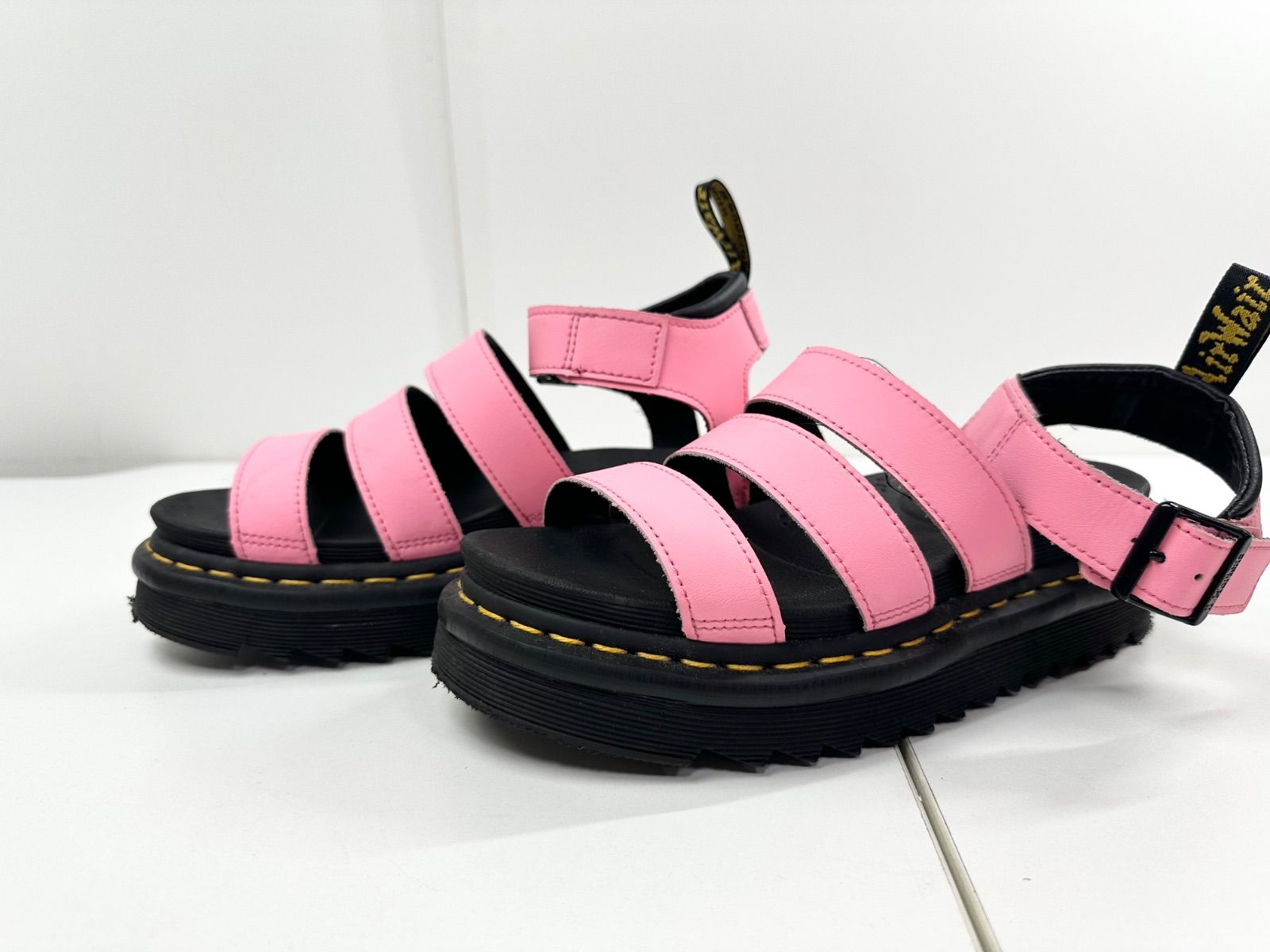マーチン、国内未発売、ピンク 厚底ストラップサンダル 中古・古着通販】Dr.Martens (ドクターマーチン) ストラップ