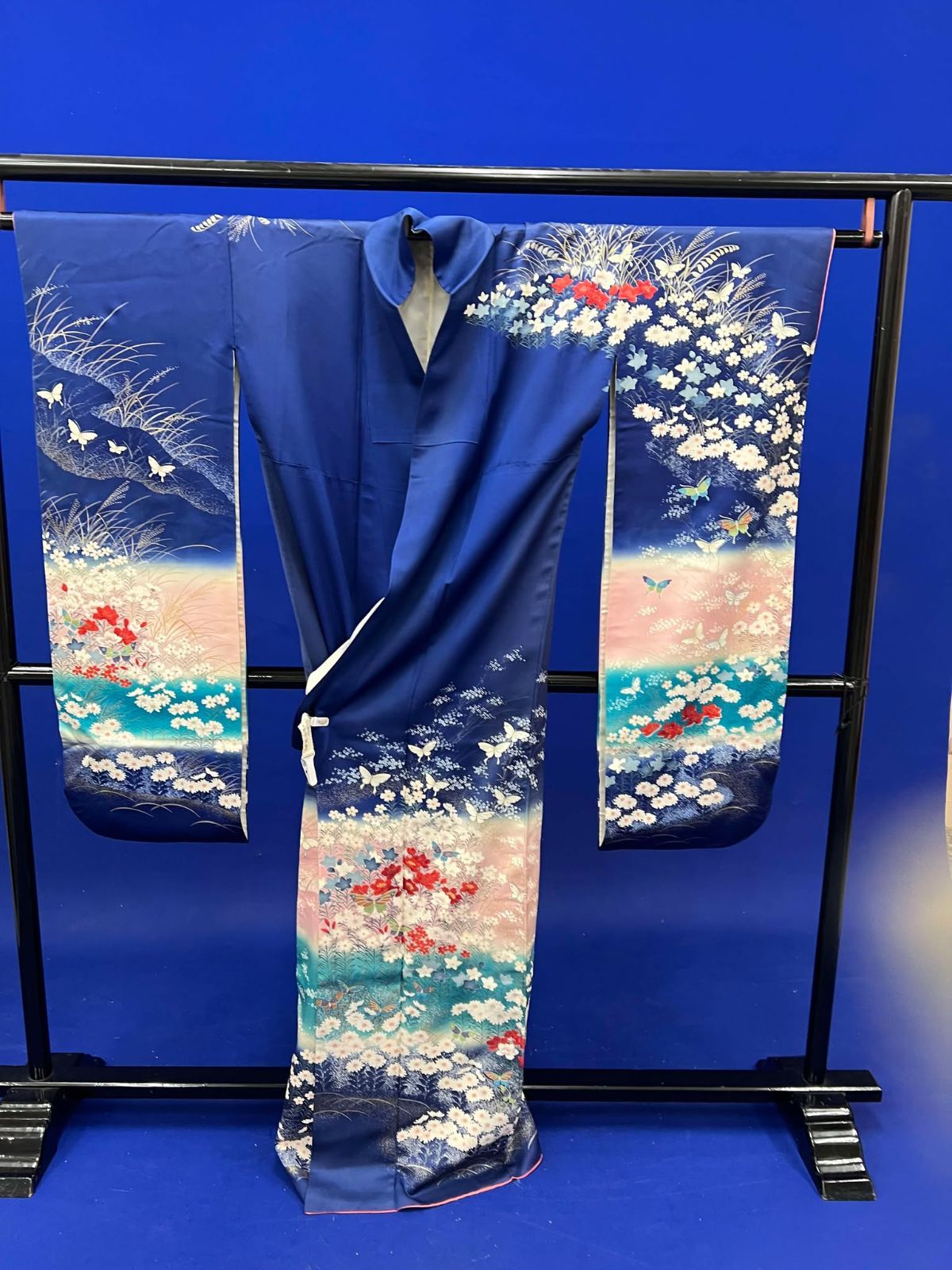 正絹流れ模様に洋花