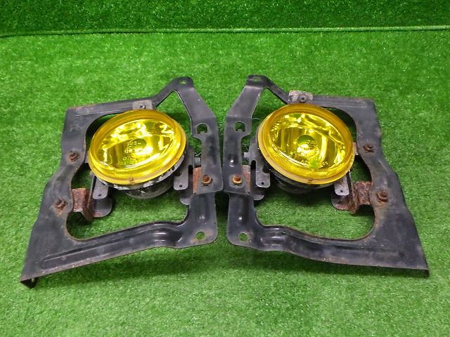 三菱 ミニキャブ U61V フォグランプ 左右セット ミニキャブ イエロー フォグランプ左右 U61 U62 純正OP A0KI0865
