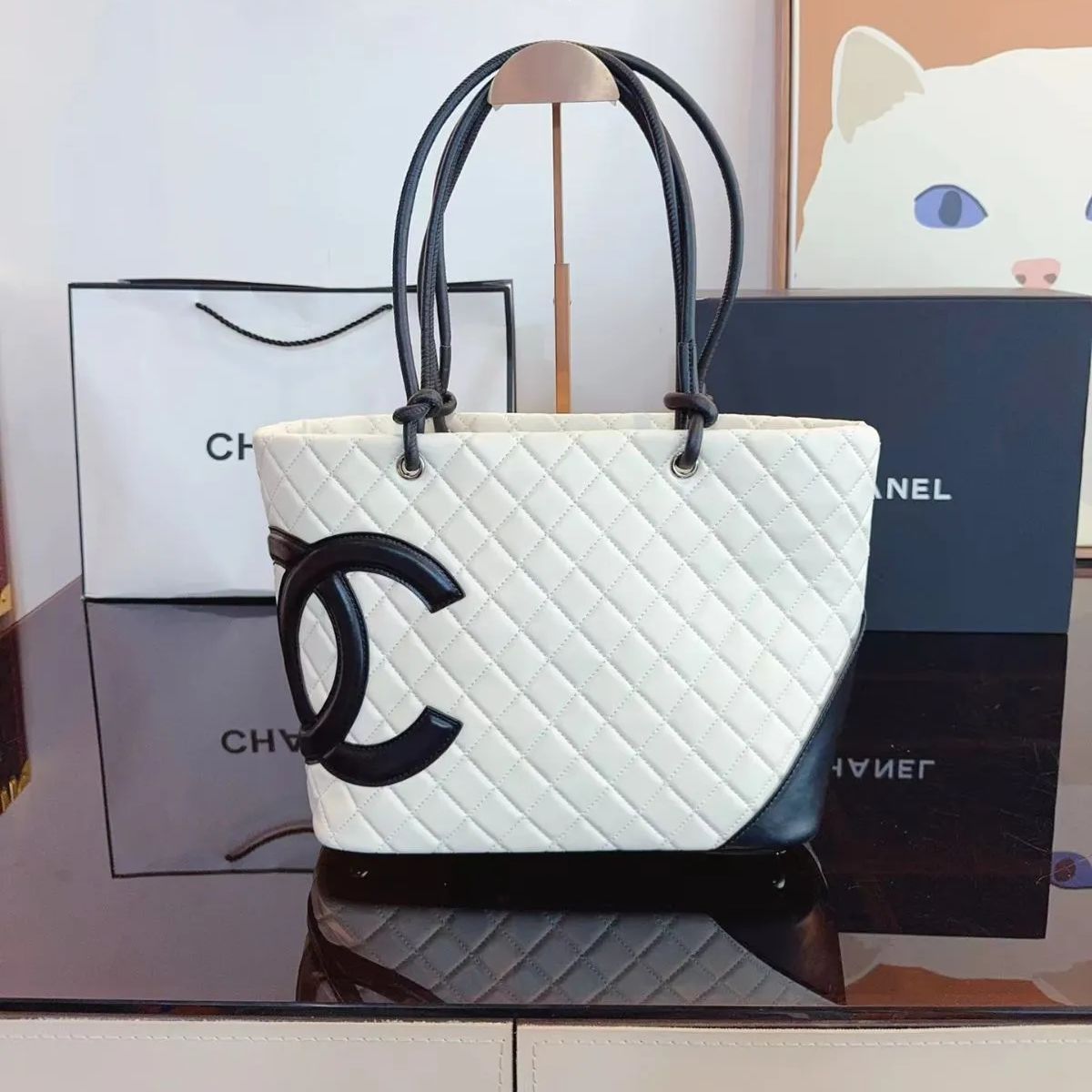 CHANELシャネル　メッシュトートバック