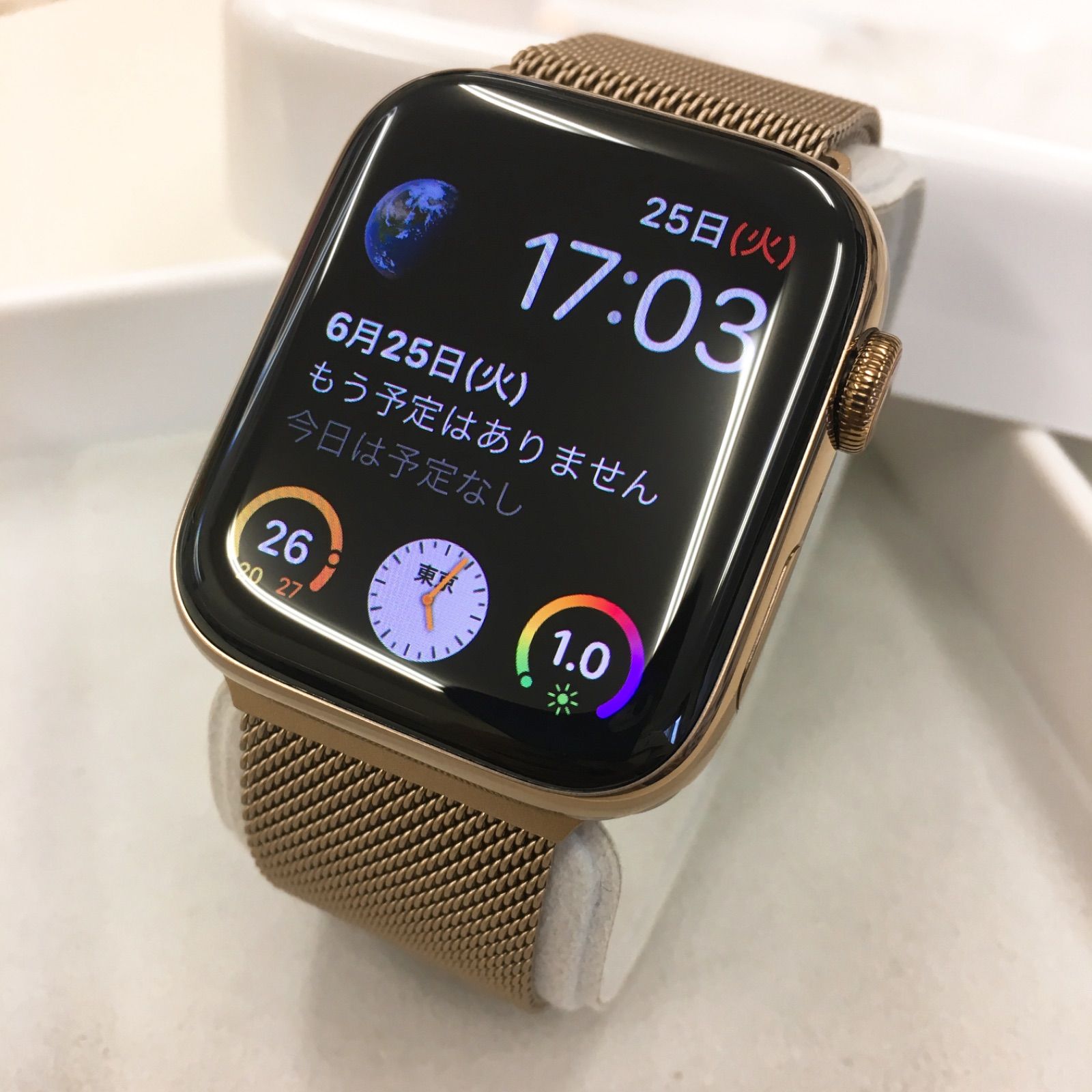 Apple watch series6 ゴールドステンレス アップルウォッチ - メルカリ