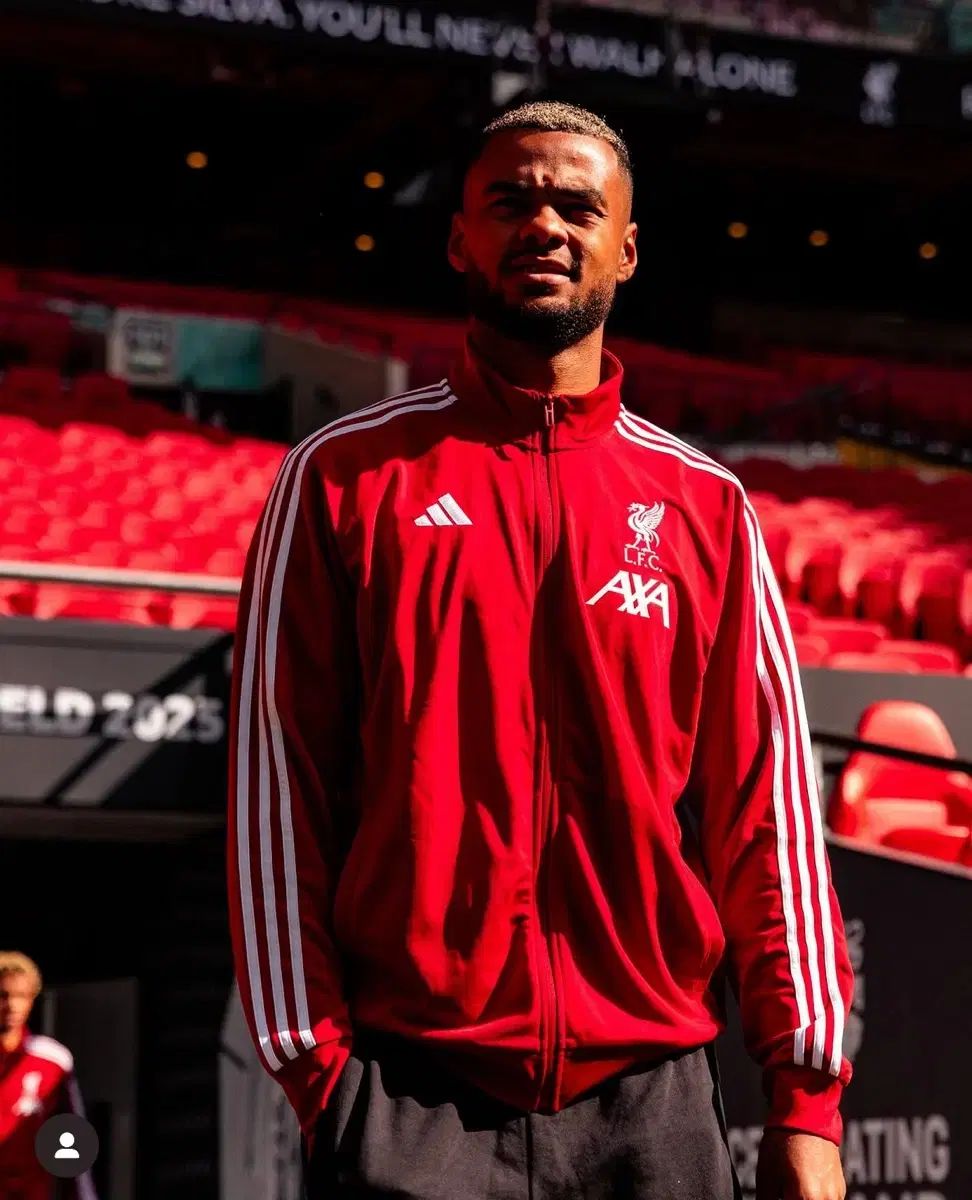 25-26 アディダス リヴァプール トラックジャージ ジャケット