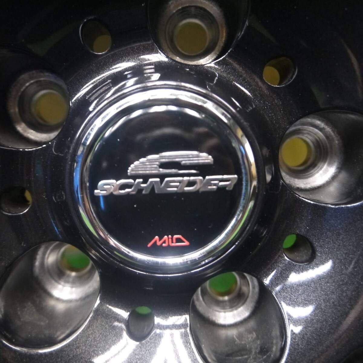 超バリ溝 キレイ ほぼ10分 スタッドレス 215 60R17 グッドイヤー アイスナビ6 SCHNEIDER MiD シュナイダー 17インチ PCD114.3 5H 5021905Hス FFCRYSTALESIA_COM