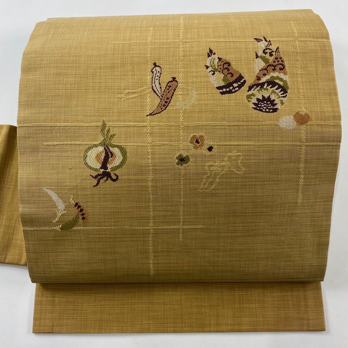 名古屋帯 秀品 紬地 筍 野菜 刺繍 山吹茶色 正絹
