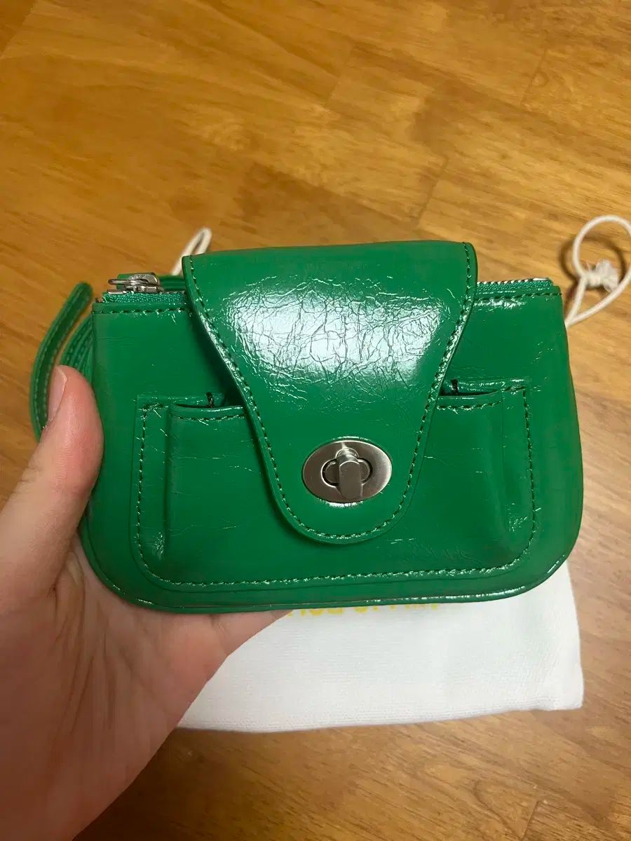 APOA アポア ミニ クロスバッグ