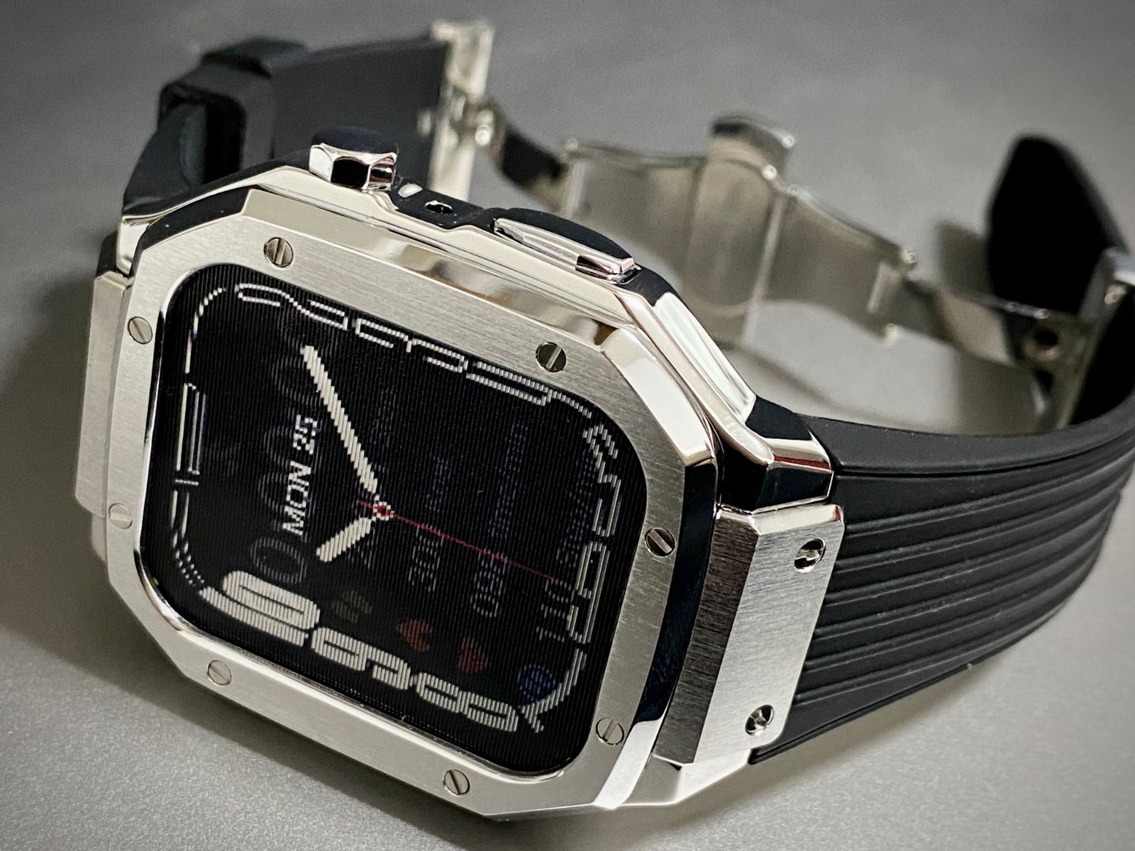高品質通販gJ25Apple Watch ラバーアップルウォッチバンドカスタムメタルケース 時計