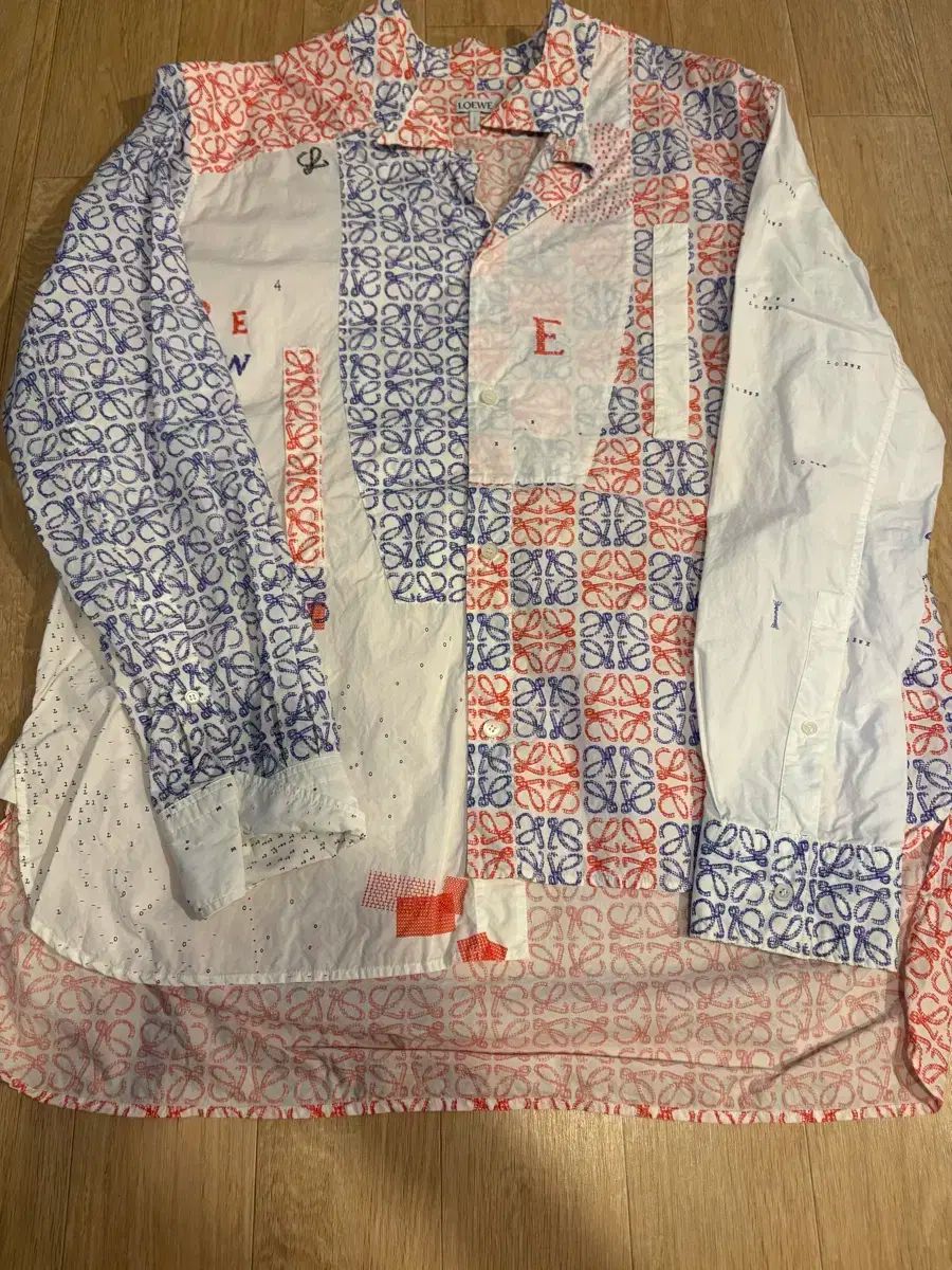 LOEWE ロエベ シャツ LOEWE