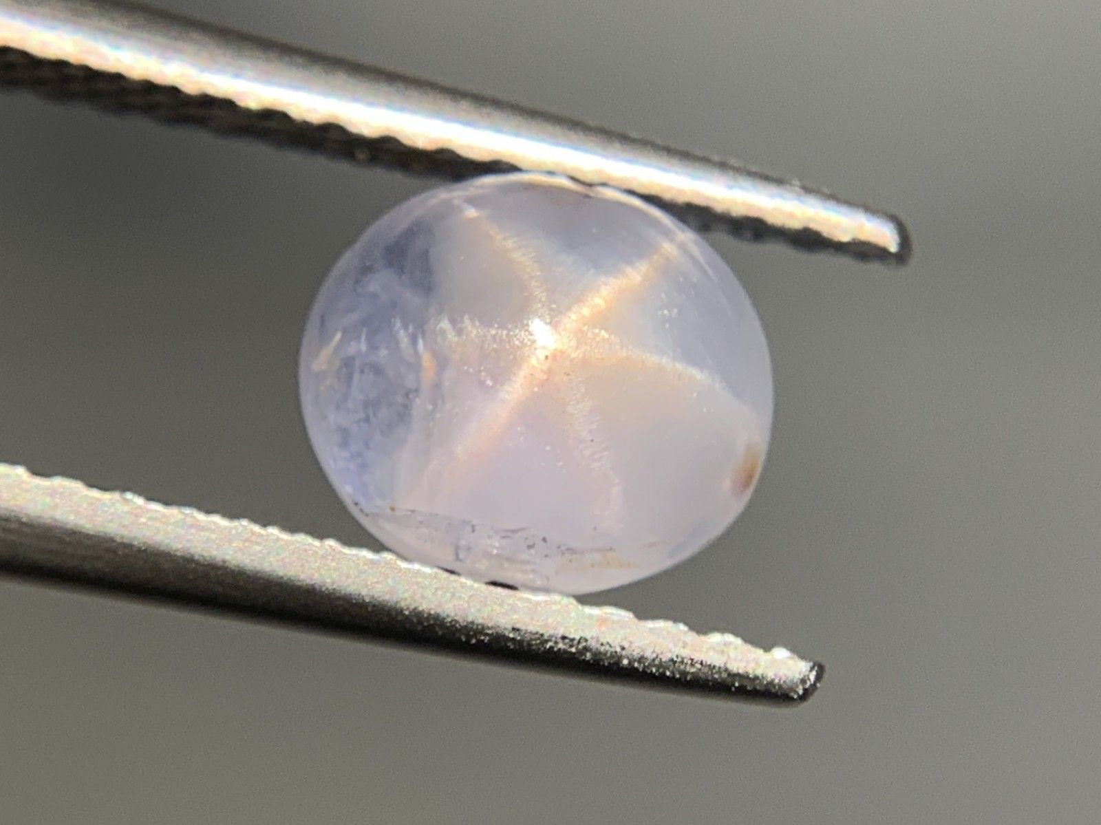 スターサファイア 1.851ct 宝石ソーティング付き 縦6.8㎜×横6.2㎜×高さ 