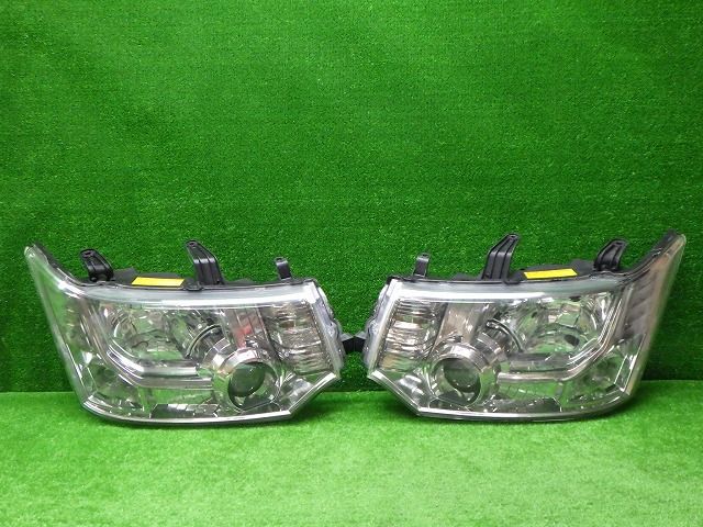 ミツビシ CV5W CV デリカD5 前期 ヘッドライト 左右 HID 100-87918