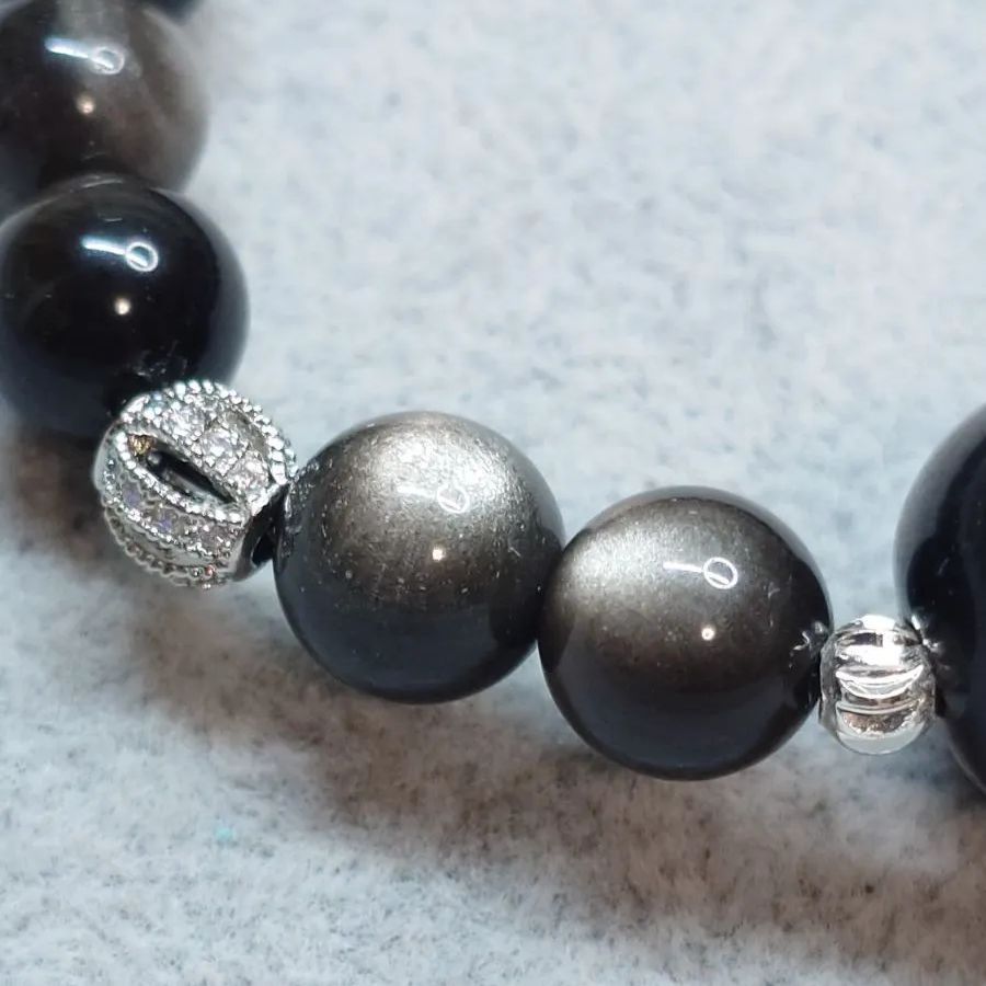 シルバーオブシディアンぷっくりハートのブレスレット - メルカリ