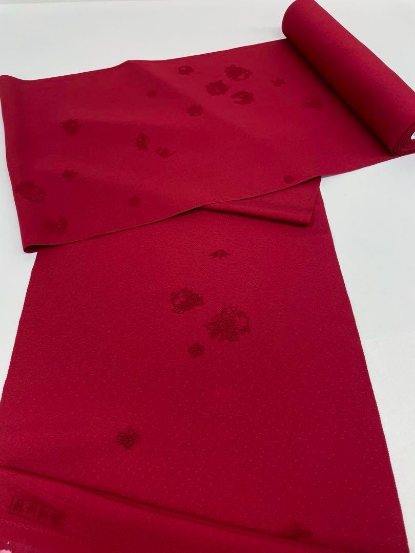 付け下げ 蘇州刺繍 相良刺繍 紋意匠 朱・緋色 正絹 反物 付け下げ 蘇州刺繍 相良刺繍 紋意匠 朱・緋色 正絹 反物 - メルカリ