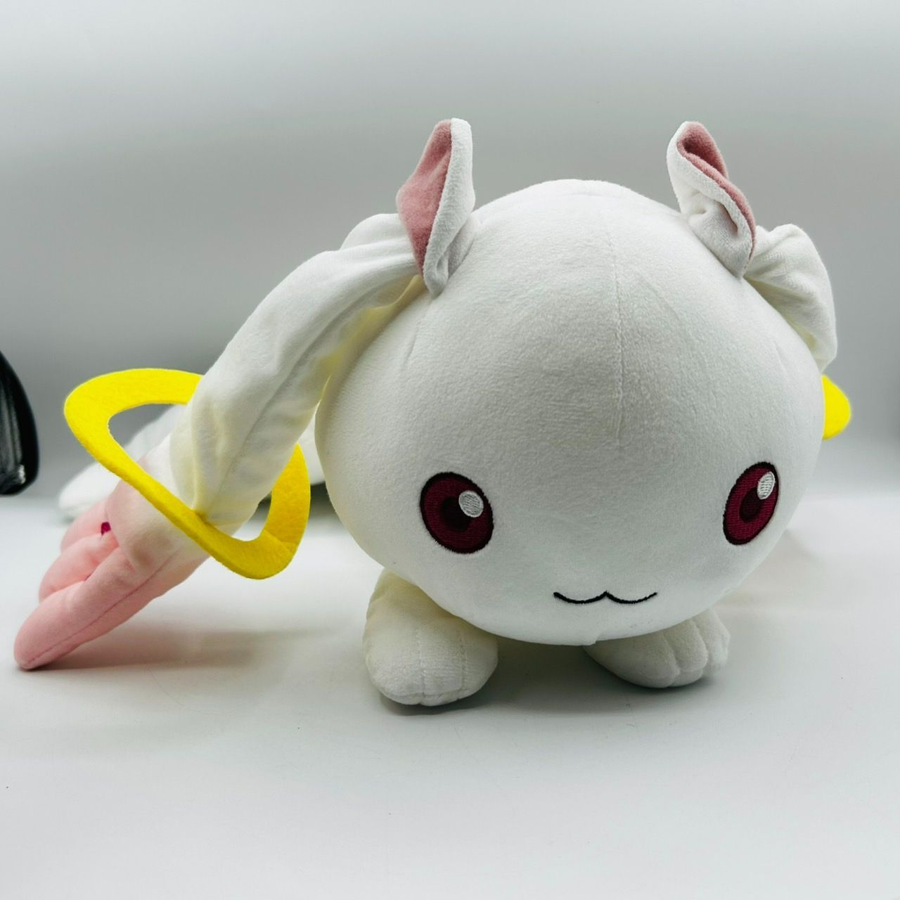 魔法少女　まどか☆マギカ　寝そべり　ぬいぐるみ 魔法少女まどか☆マギカ 10周年記念 キュゥべえ めちゃでか