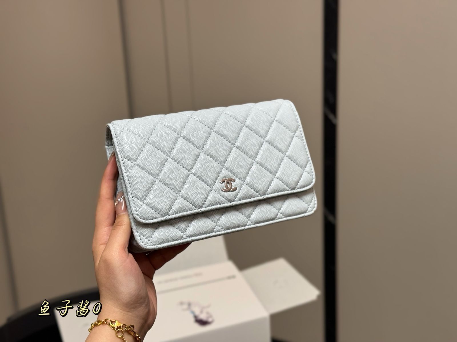 今日特価】Chanel シャネル クラシック ウォレット オン