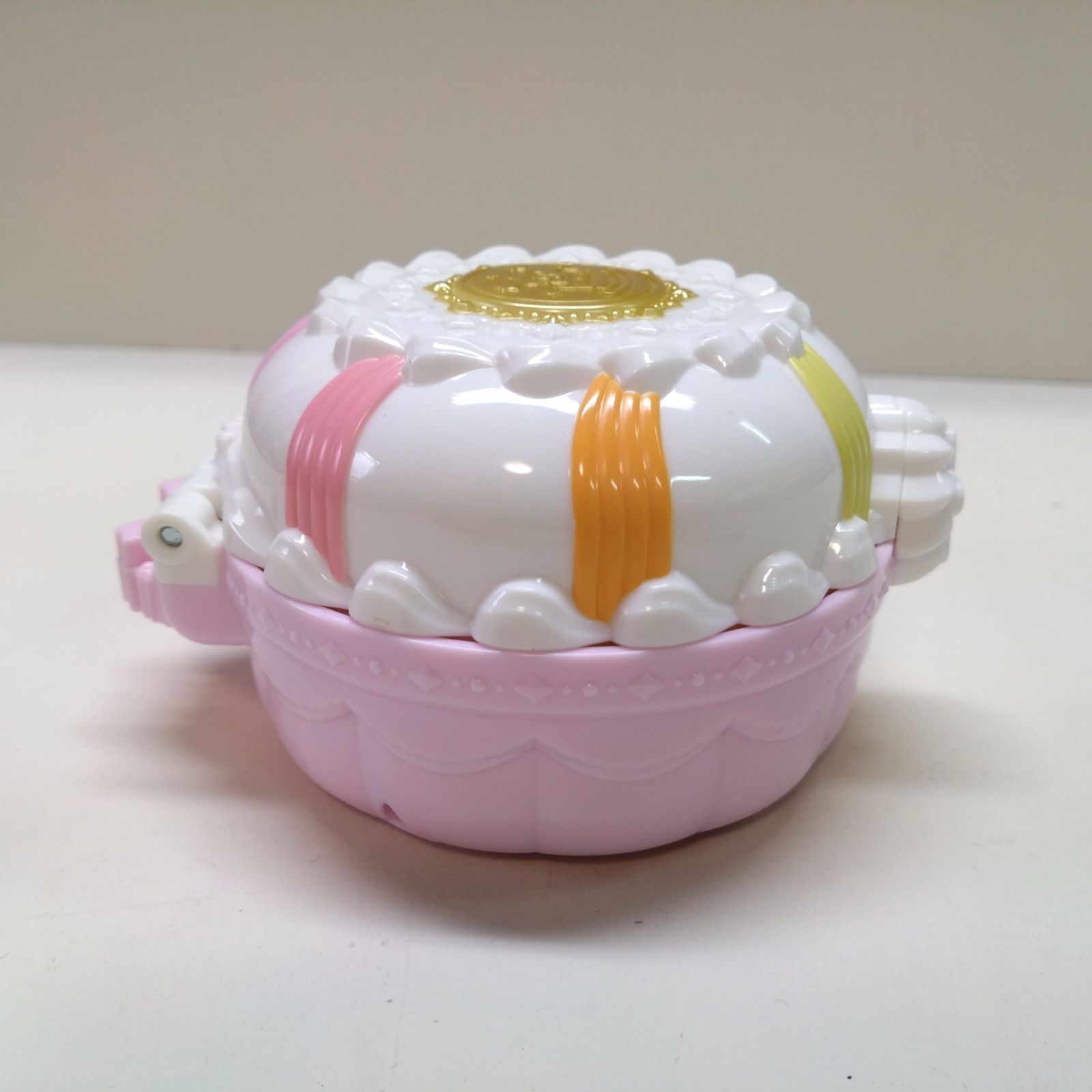 プリキュア　スイーツパクト&アニマルスイーツ　キラキラ⭐︎プリキュアアラモード 51JnRpIY8dL.jpg_BO30,255,255,